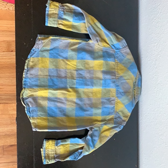Quicksilver button down 2T - Picture 3 of 3
